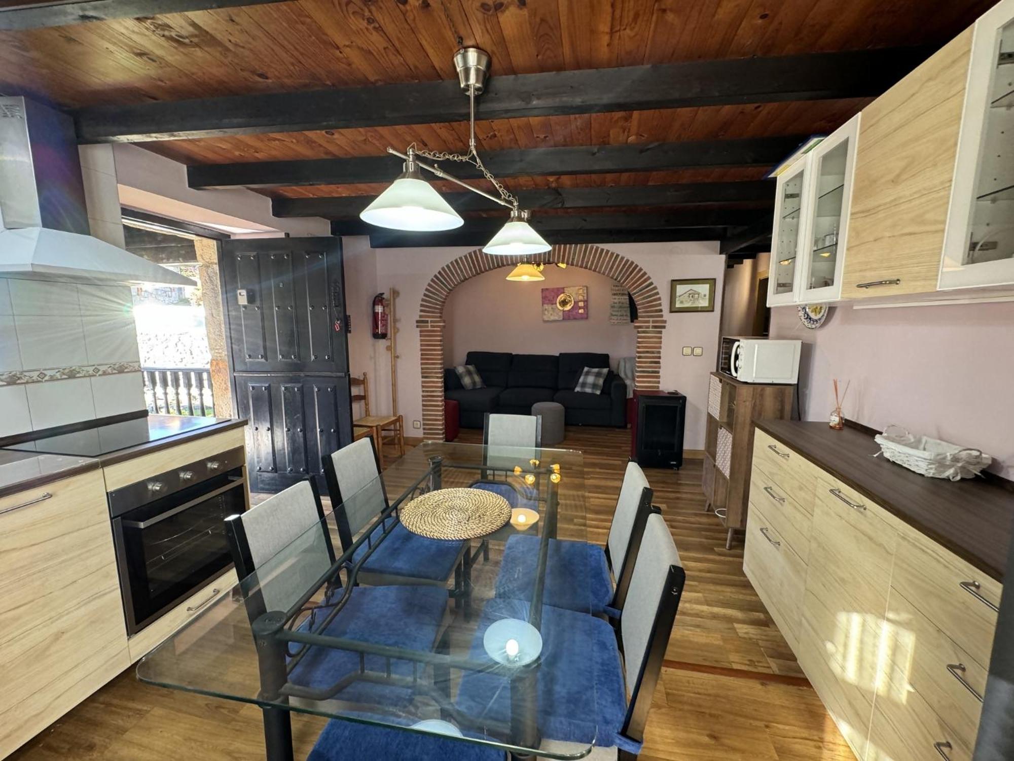 Casa Las Hortensias 2 Pendueles 라네스 외부 사진